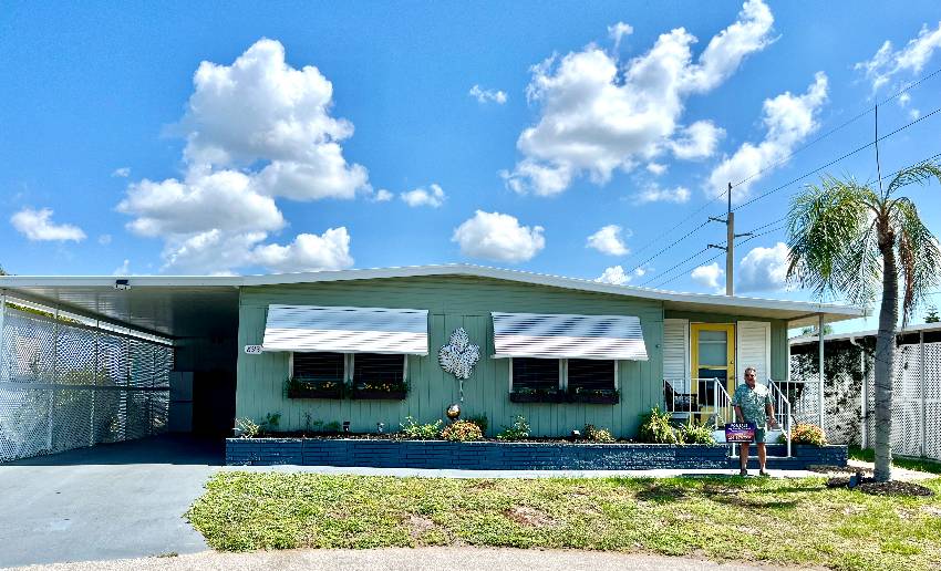 Venice, FL Mobile Home for Sale located at 893 Exuma Bay Indies