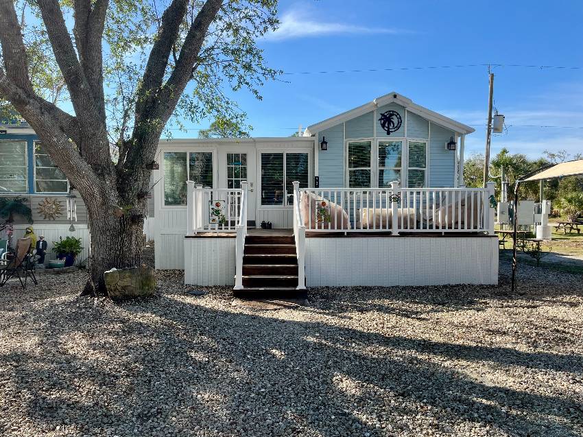 Venice, FL Mobile Home for Sale located at 1300 N River Rd Lot R31 Ramblers Rest