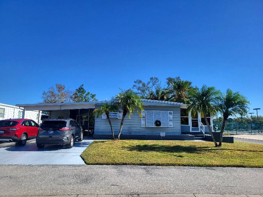 Sarasota, FL Mobile Home for Sale located at 5722 Danbury Lane Camelot Lakes Village