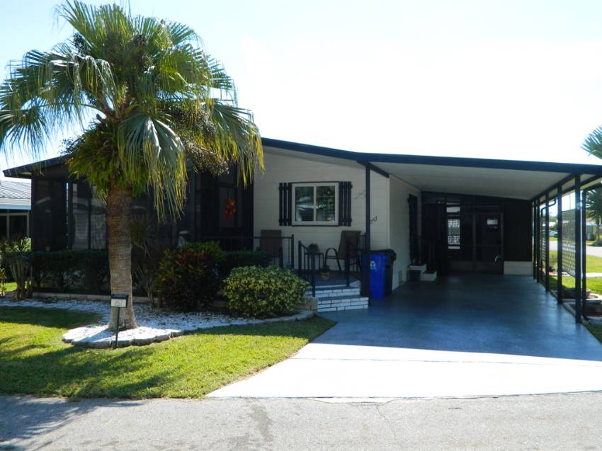 Lakeland, FL Mobile Home for Sale located at 2425 Harden Blvd #257 Beacon Terrace