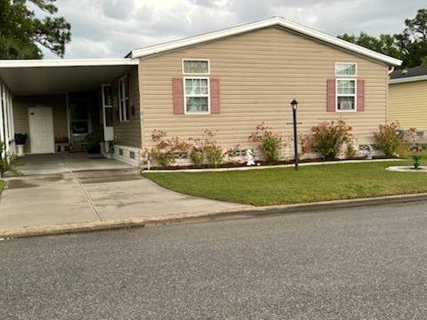 Homosassa, FL Mobile Home for Sale located at 10583 S Ardmore Dr Walden Woods South