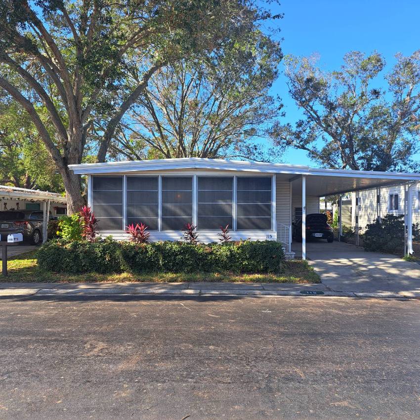 Largo, FL Mobile Home for Sale located at 10265 Ulmerton Rd #115 Sugar Creek