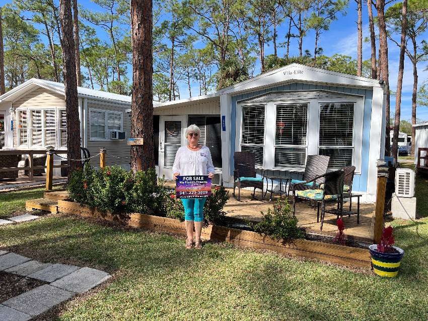 Venice, FL Mobile Home for Sale located at 1300 N River Rd Lot C52 Bay Indies