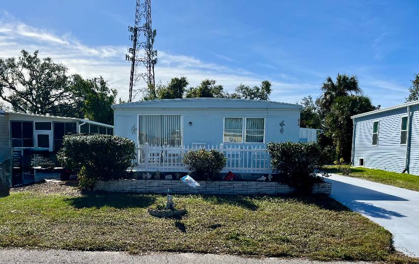 Venice, FL Mobile Home for Sale located at 874 Exuma Bay Indies