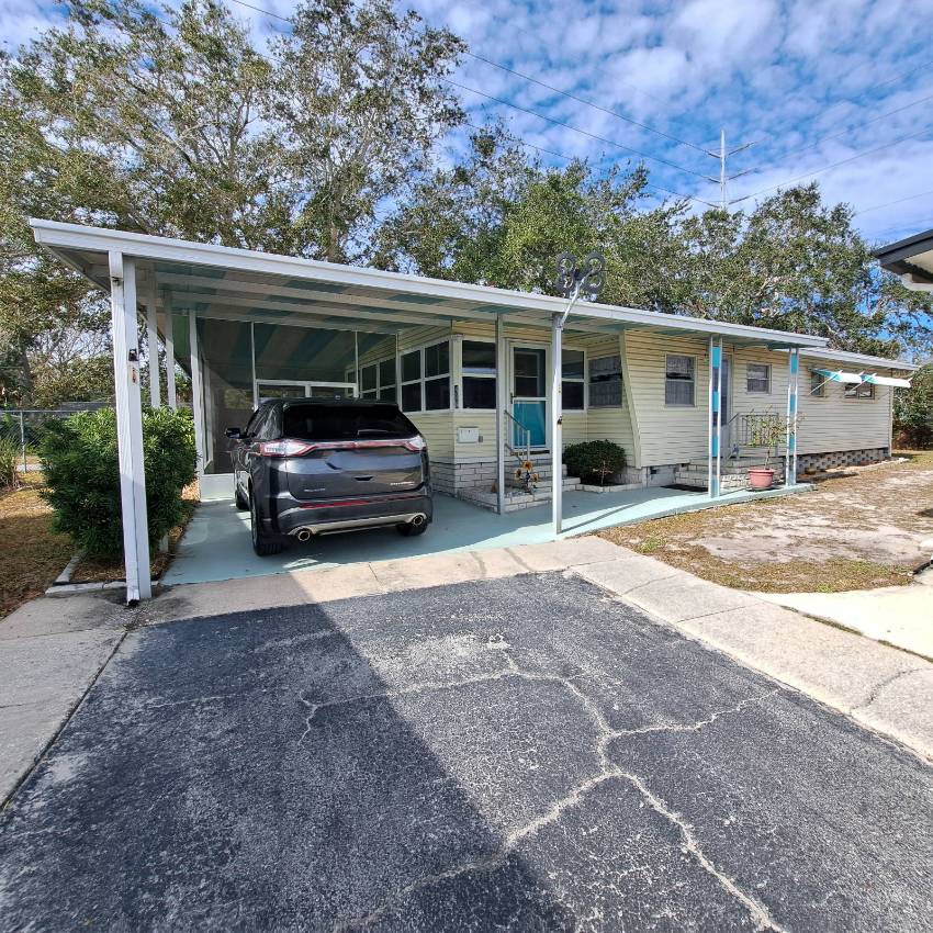 Dunedin, FL Mobile Home for Sale located at 800 Main St #409 Golden Crest