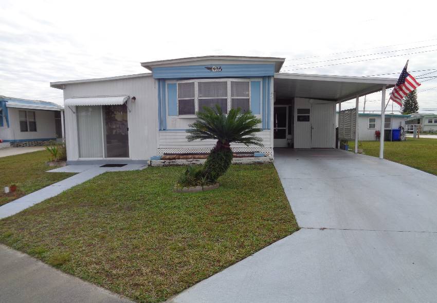 Lakeland, FL Mobile Home for Sale located at 42 Kelly Dr Twin Palms Clubhouse