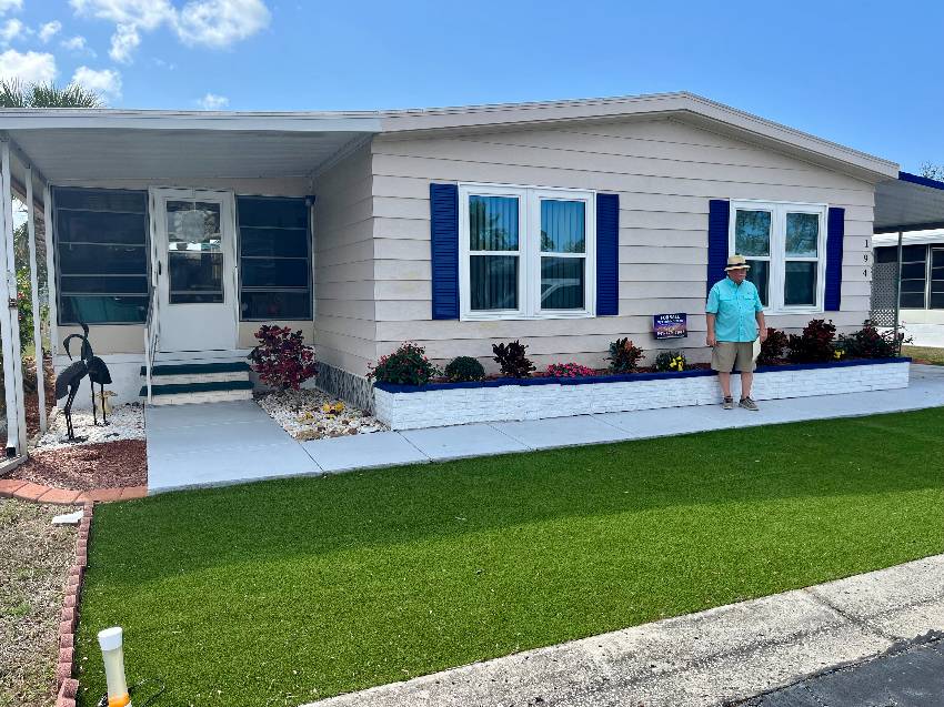 Bradenton, FL Mobile Home for Sale located at 194 Gauva Circle Terra Palm