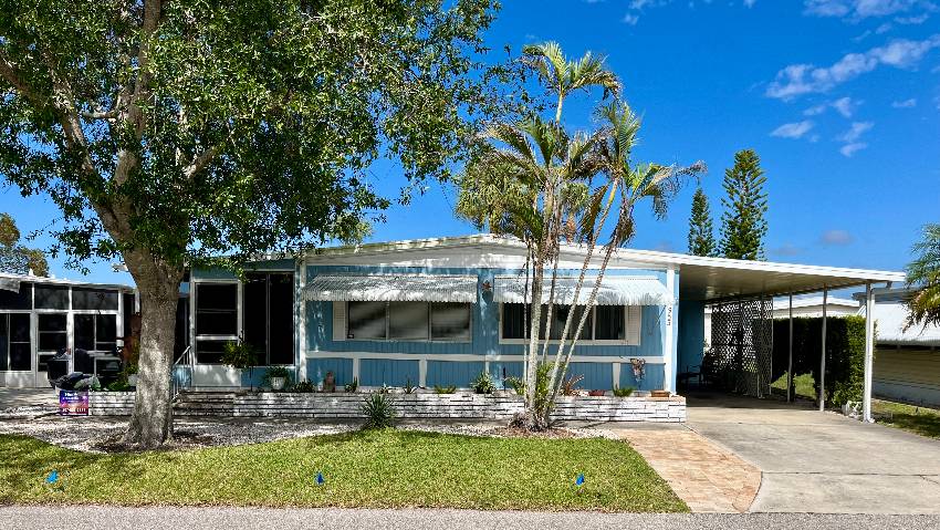 Venice, FL Mobile Home for Sale located at 953 Antigua Bay Indies