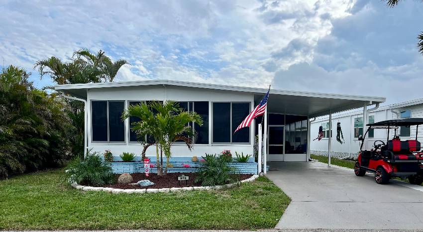 Venice, FL Mobile Home for Sale located at 978 Orinoco E Bay Indies