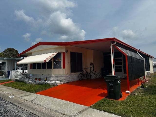 Clearwater, FL Mobile Home for Sale located at 15666 49th St N #1132 Shady Lane Village