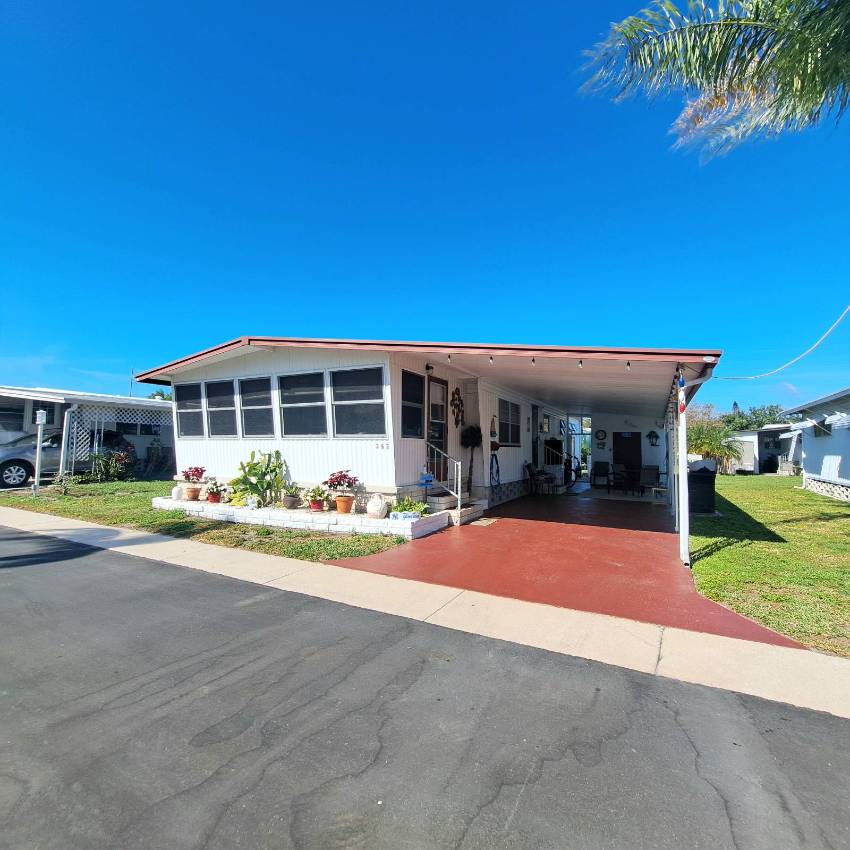 Dunedin, FL Mobile Home for Sale located at 800 Main St #363 Golden Crest