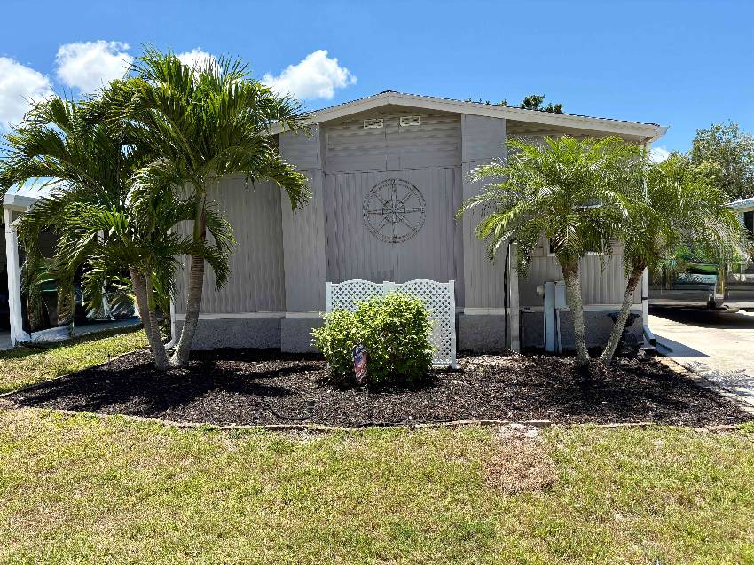 Venice, FL Mobile Home for Sale located at 1225 N Indies Cir Bay Indies