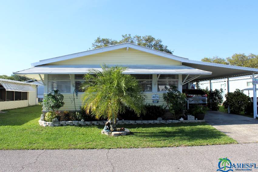Zephyrhills, FL Mobile Home for Sale located at 37607 Bimini Dr Tropical Acre Estates