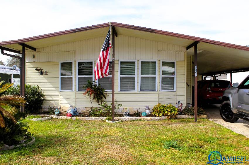 Zephyrhills, FL Mobile Home for Sale located at 3201 Blue Lagoon Dr Tropical Acre Estates
