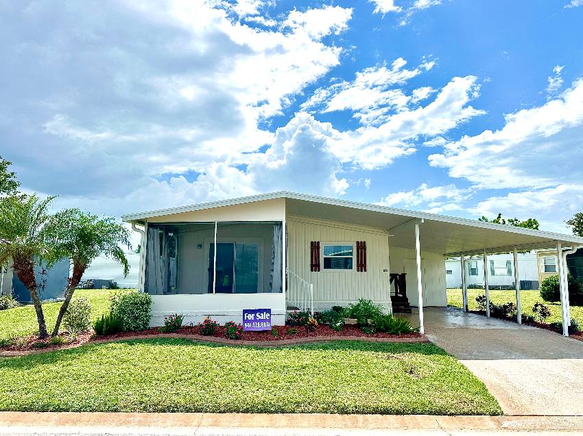 Ellenton, FL Mobile Home for Sale located at 3811 Sunset Dr Colony Cove