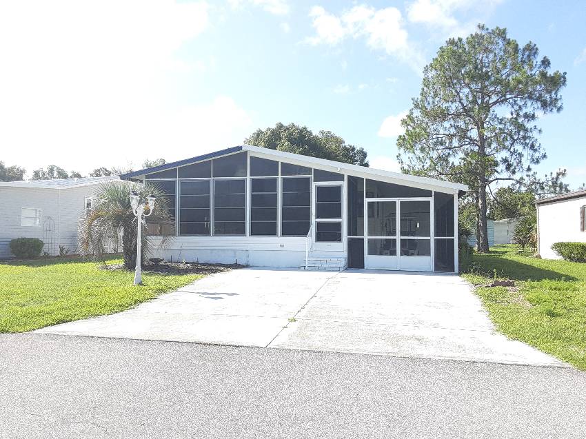 Lakeland, FL Mobile Home for Sale located at 2132 Sabal Palm Drive Cypress Lakes Village