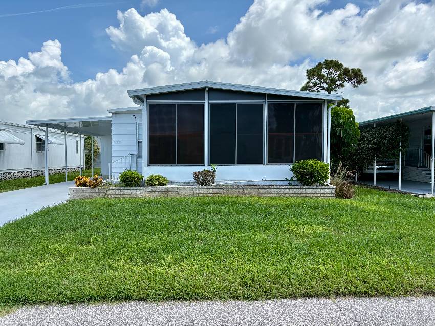 Venice, FL Mobile Home for Sale located at 931 Vincent Bay Indies