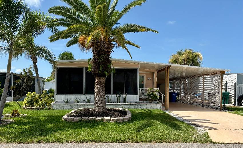 Venice, FL Mobile Home for Sale located at 960 Freeport Bay Indies