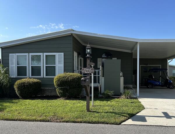 Winter Haven, FL Mobile Home for Sale located at 369 Putter Circle Swiss Golf & Tennis