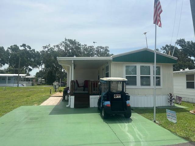 Dade City, FL Mobile Home for Sale located at 16731 Us Hwy 301 N #41 