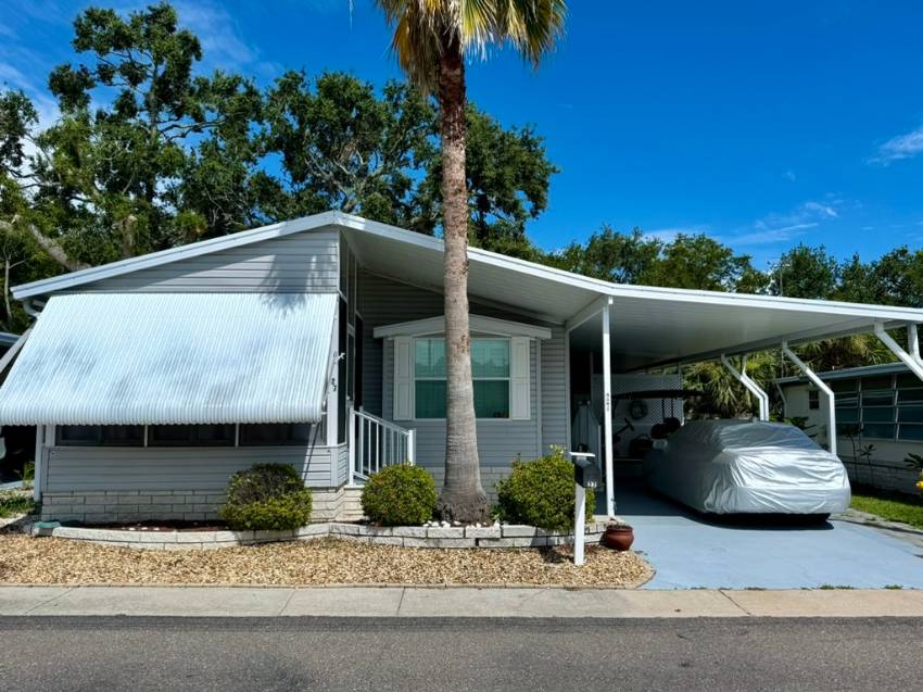 Dunedin, FL Mobile Home for Sale located at 1100 Curlew Rd Lot 27 Honeymoon