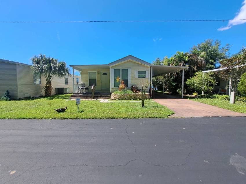 Tarpon Springs, FL Mobile Home for Sale located at 799 E Klosterman Rd Lot 120 Sun Country