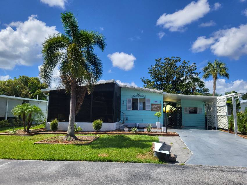 Sarasota, FL Mobile Home for Sale located at 5874 Camelot Dr N Camelot Lakes Village