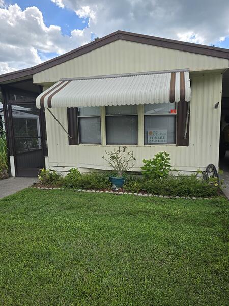 Auburndale, FL Mobile Home for Sale located at 17 Leisure Dr Central Leisure Lake Mobile Home & Rv Park