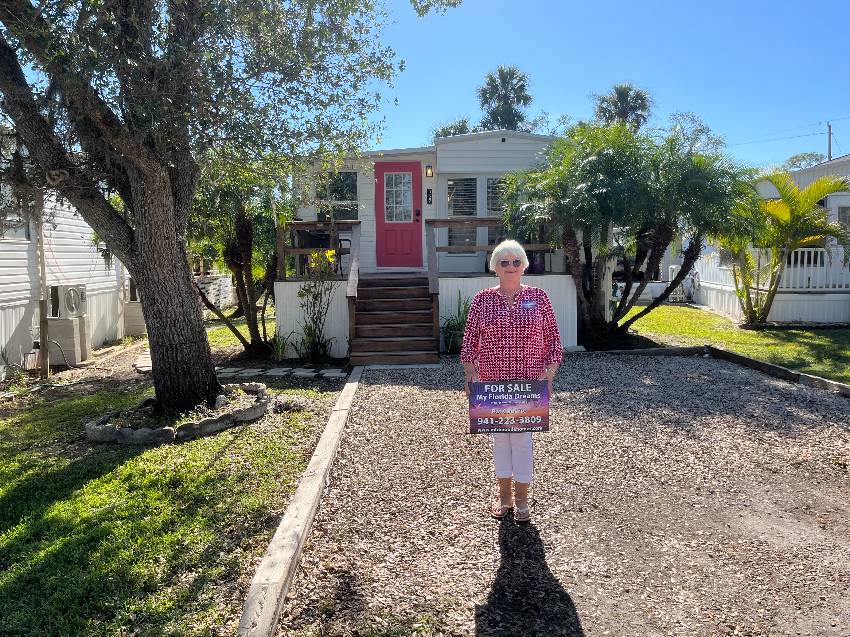 Venice, FL Mobile Home for Sale located at 1300 N River Road Lot R27: Ramblers Rest