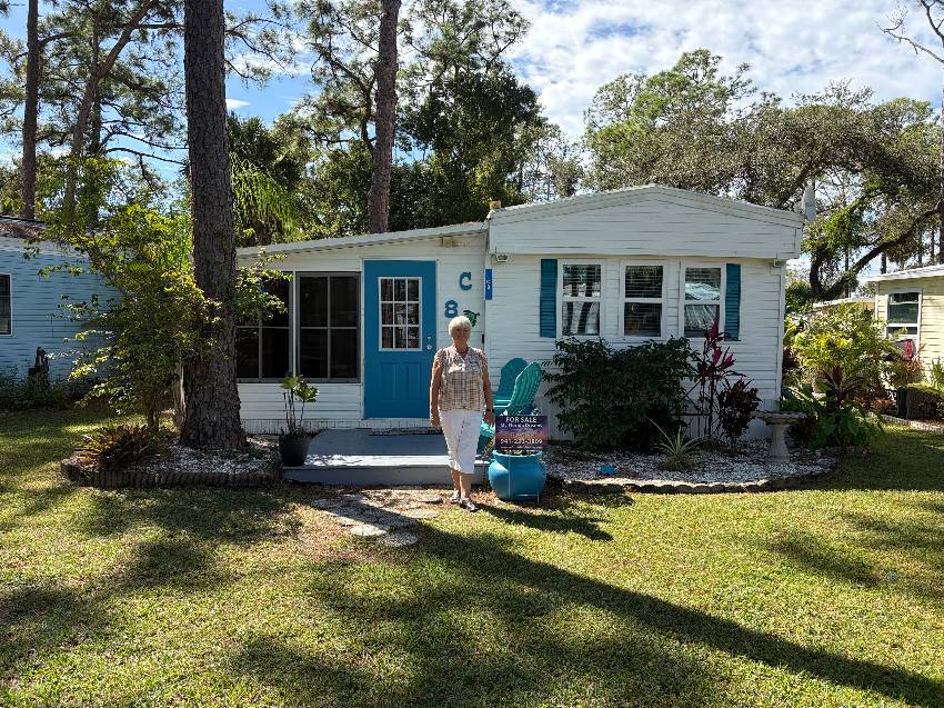 Venice, FL Mobile Home for Sale located at 1300 N River Road C8 Ramblers Rest