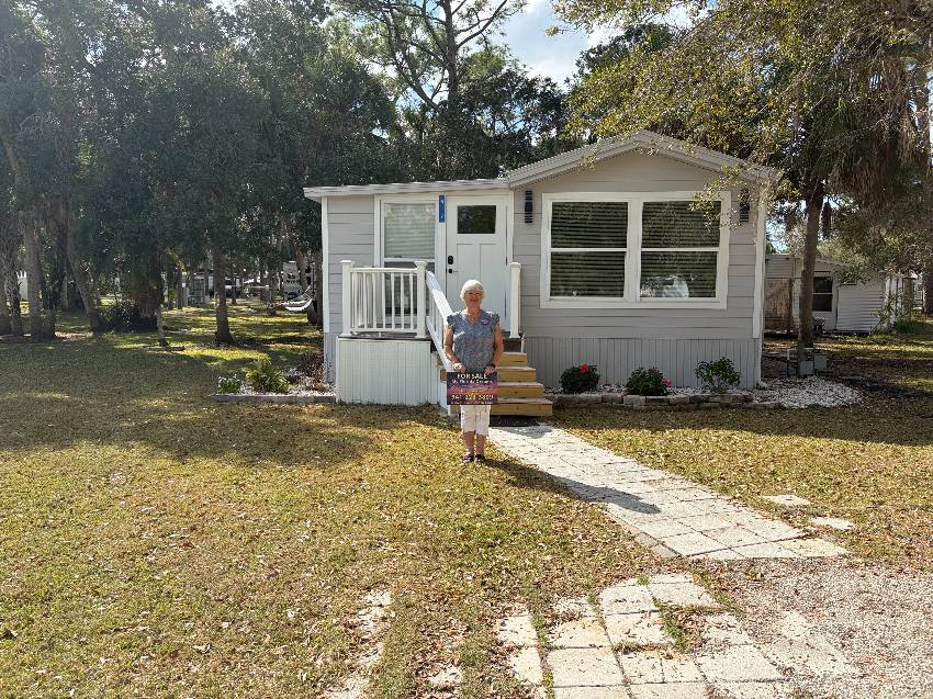 Venice, FL Mobile Home for Sale located at 1300 N River Road Lot N7 Ramblers Rest