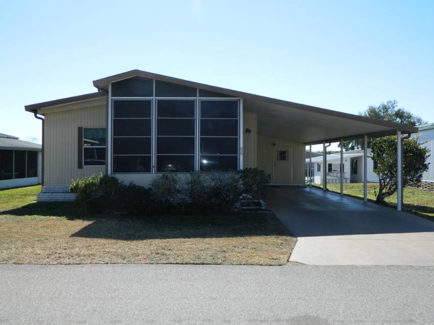 Lakeland, FL Mobile Home for Sale located at 2425 Harden Blvd #85 Beacon Terrace