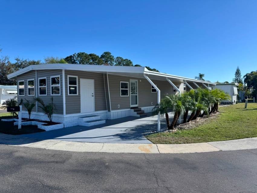 Dunedin, FL Mobile Home for Sale located at 1100 Curlew Rd Lot 198 