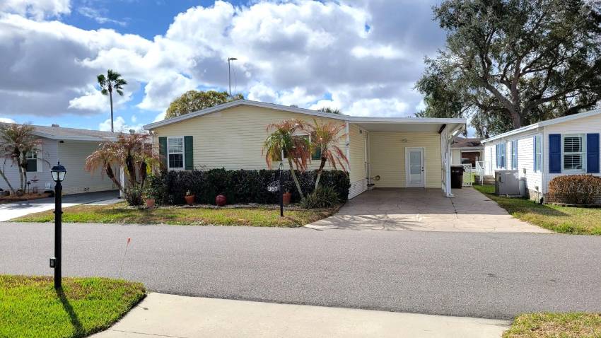 Lake Wales, FL Mobile Home for Sale located at 357 Gull Lane Tower Lakes