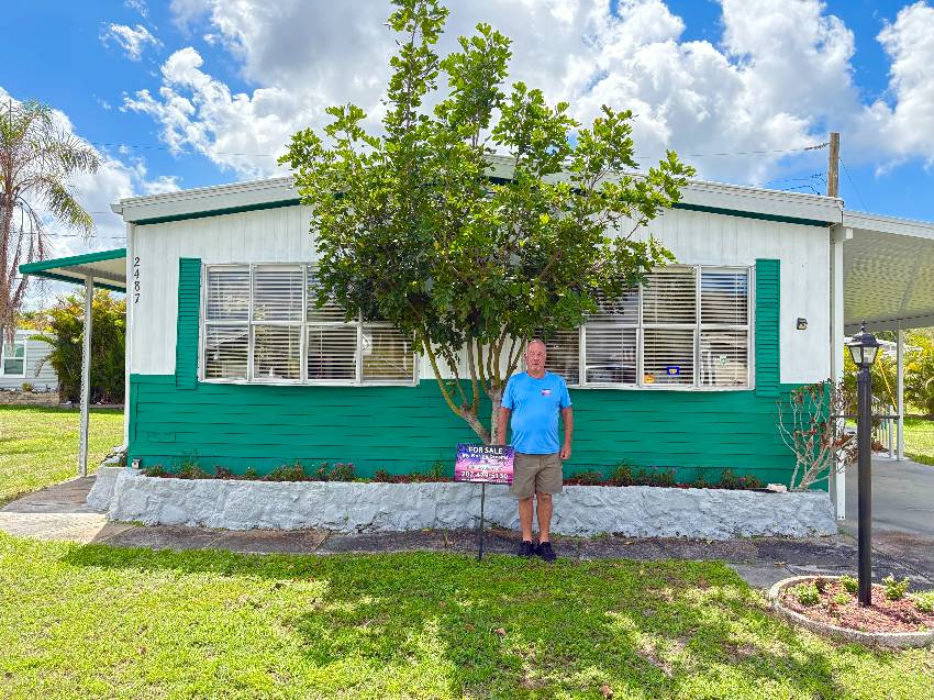Venice, FL Mobile Home for Sale located at 2487 Sylvia Lane Venice Ranch