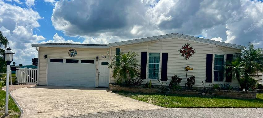 Parrish, FL Mobile Home for Sale located at 105 Palm Ln E Colony Cove