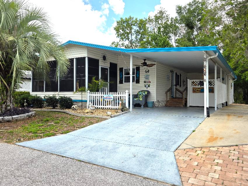 Homosassa, FL Mobile Home for Sale located at 7080 W Walden Woods Dr Walden Woods