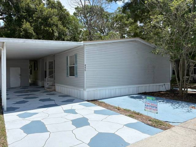 Largo, FL Mobile Home for Sale located at 7501 142nd Ave N, #446 Whispering Pines