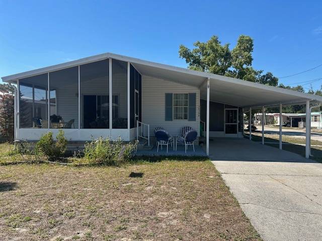 Hudson, FL Mobile Home for Sale located at 10504 Becoming Dr 