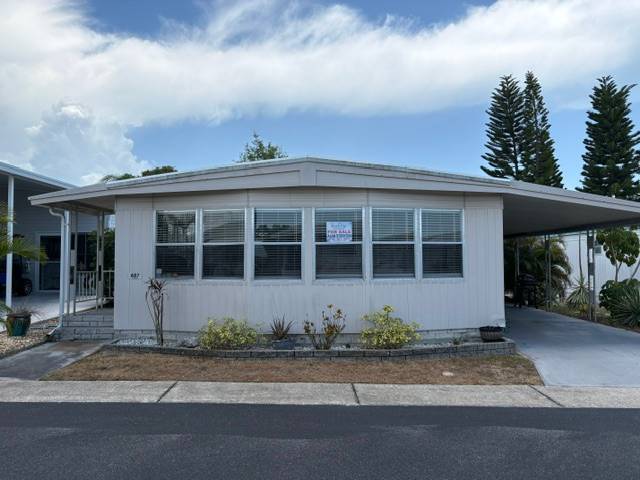 Dunedin, FL Mobile Home for Sale located at 3301 Alt 19 N Westwind Ii