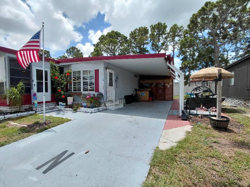 Clearwater, FL Mobile Home for Sale located at 15666 49th St. N. Lot 1078 Shady Lane Village