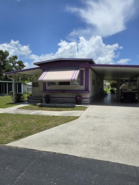 Dade City, FL Mobile Home for Sale located at 11206 Harmony Drive Harmony Heights Community