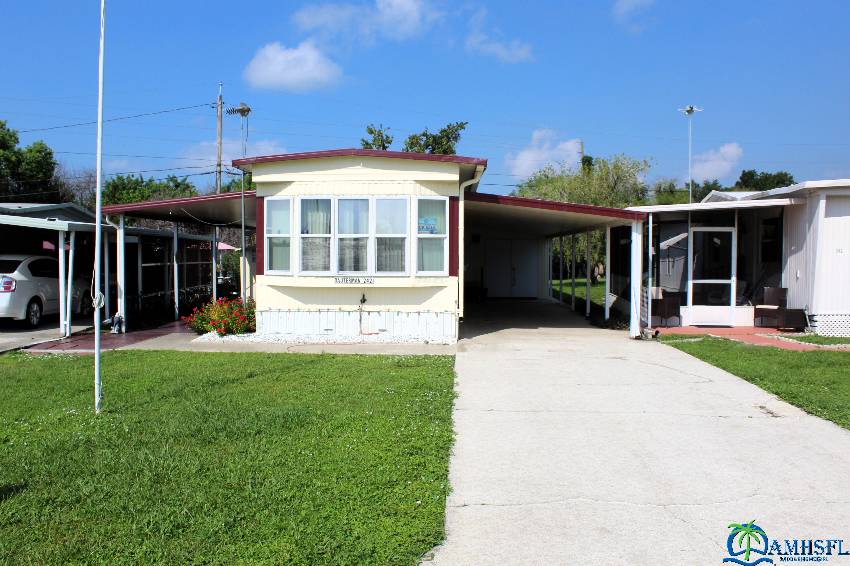 Haines City, FL Mobile Home for Sale located at 753 W Main St #242 Bedrock Haines City