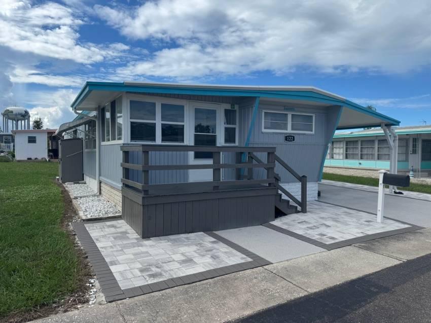 Dunedin, FL Mobile Home for Sale located at 1100 Curlew Rd Lot 122 