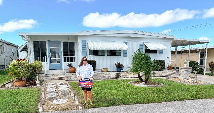 Venice, FL Mobile Home for Sale located at 441 Zacapa Bay Indies