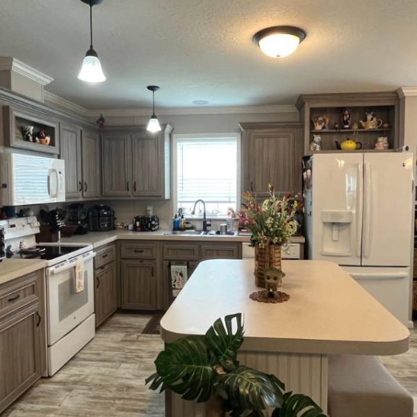 Manufactured home kitchen 