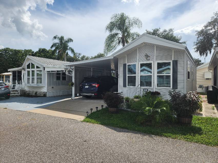 Front of manufactured home