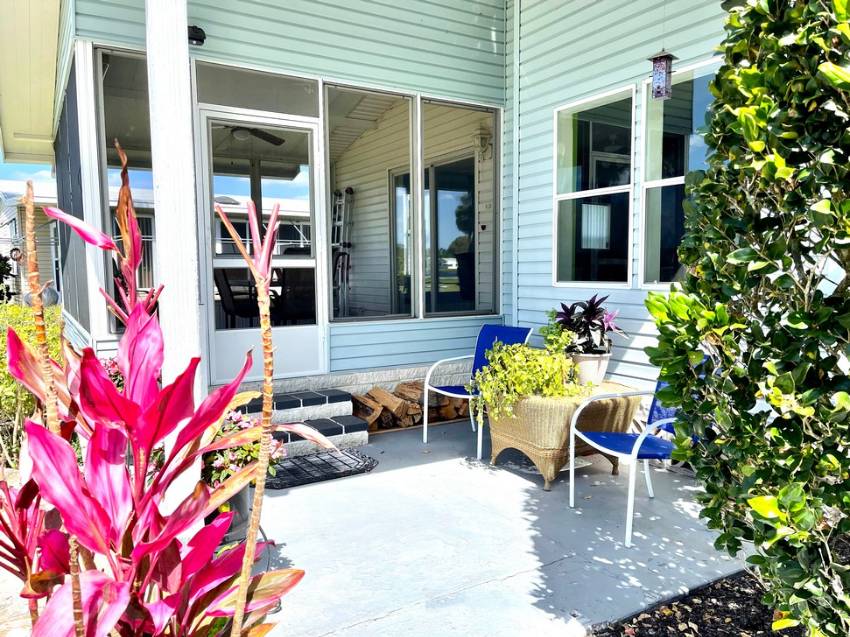 Mobile Home Deck and Patio Decorating Ideas