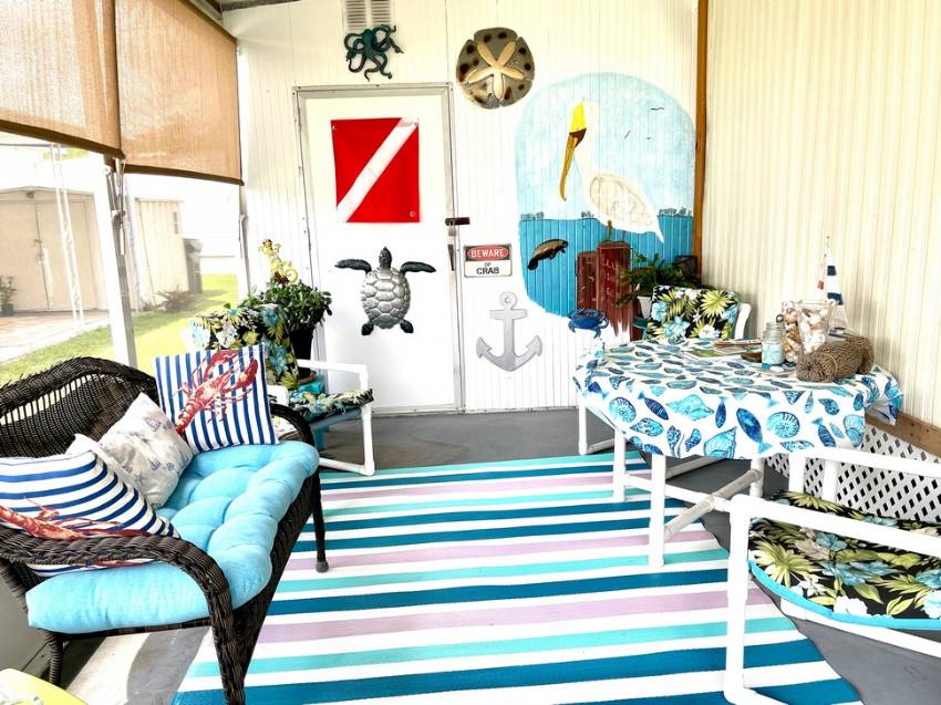 Mobile Home Deck and Patio Decorating Ideas