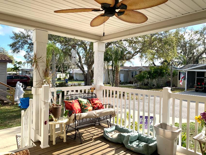 Mobile Home Deck and Patio Decorating Ideas